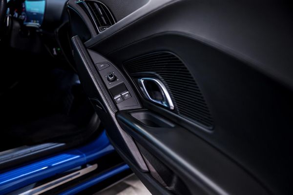 2022-Audi-R8-52-V10-quattro-Auto image:20