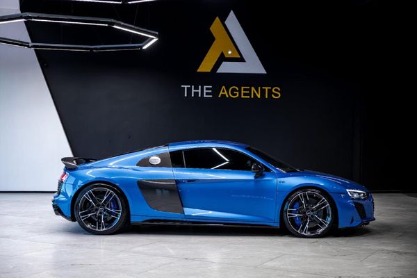 2022-Audi-R8-52-V10-quattro-Auto image:2