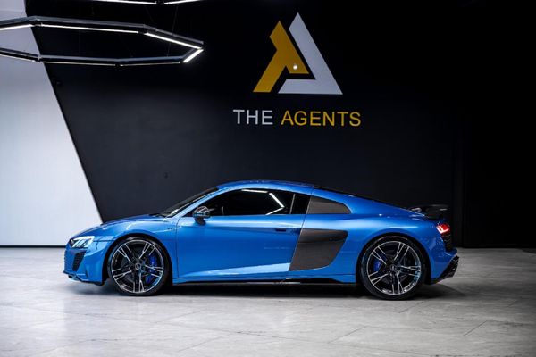 2022-Audi-R8-52-V10-quattro-Auto image:3