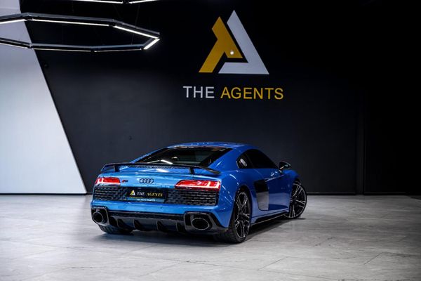 2022-Audi-R8-52-V10-quattro-Auto image:4