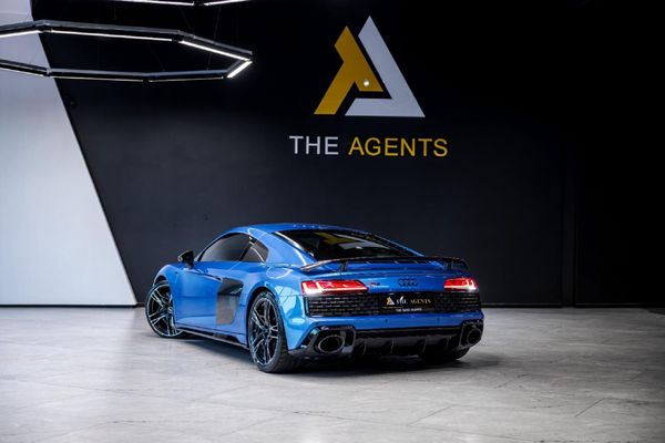 2022-Audi-R8-52-V10-quattro-Auto image:6
