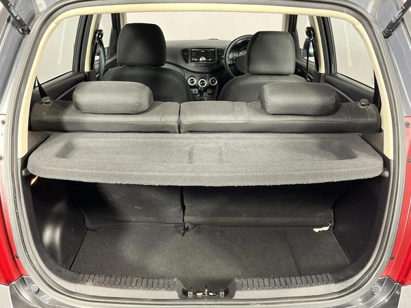2014-Hyundai-i10-125-GLS-Fluid image:11