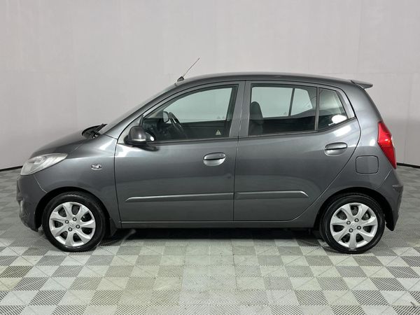 2014-Hyundai-i10-125-GLS-Fluid image:16