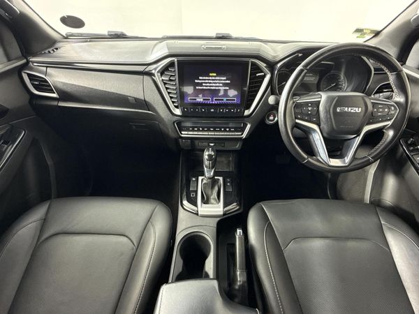 2023-Isuzu-D-Max-30-DDI-V-Cross-HR-Auto-Double-Cab image:1