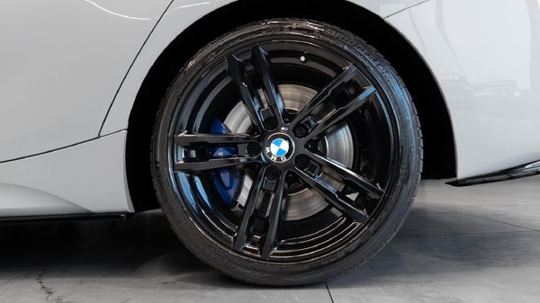 2019-BMW-1-Series-M140i-5-dr-Edition-Shadow-Auto image:9