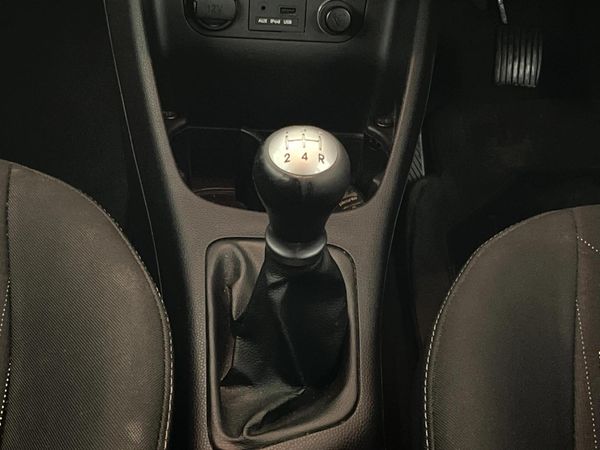 2013-Kia-Picanto-12-EX image:10