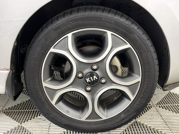 2013-Kia-Picanto-12-EX image:5