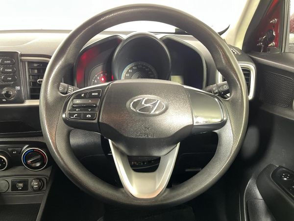 2020-Hyundai-Venue-10-TGDI-Motion image:12