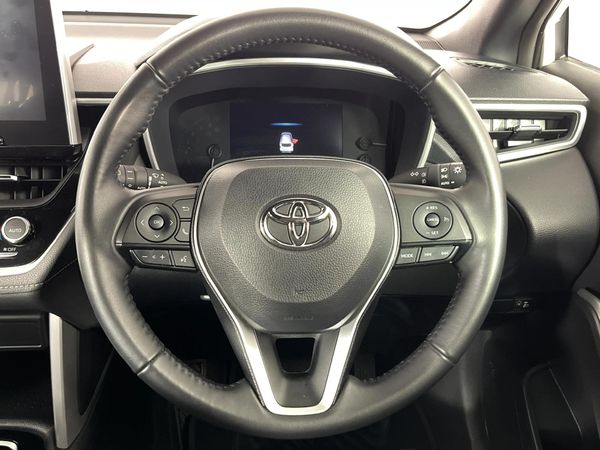 2025-Toyota-Corolla-Cross-18-XS image:12