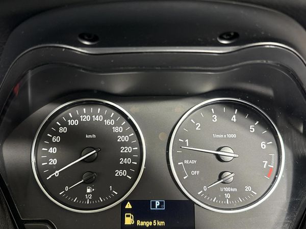 2015-BMW-1-Series-120i-5-dr-Urban-Line-Auto image:2