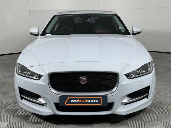 2016-Jaguar-XE-20D-R-Sport-Auto image:17