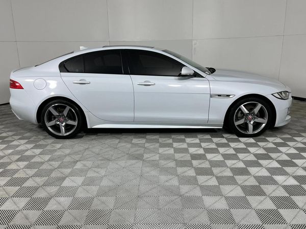 2016-Jaguar-XE-20D-R-Sport-Auto image:19