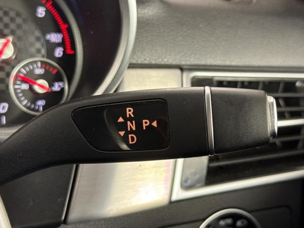2016-Mercedes-Benz-GLE-350d-4Matic image:10