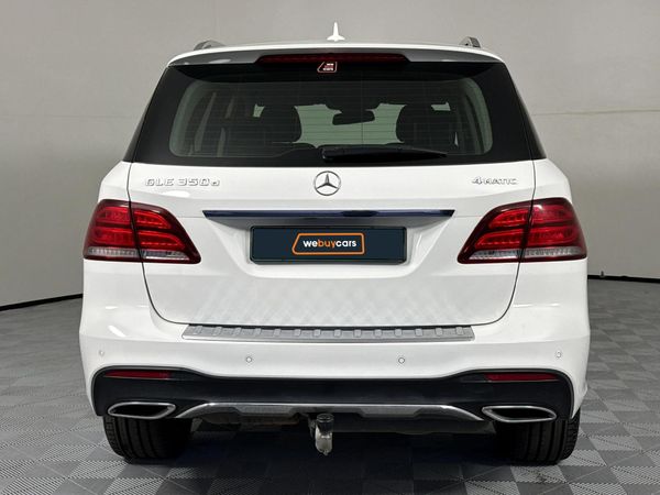 2016-Mercedes-Benz-GLE-350d-4Matic image:18