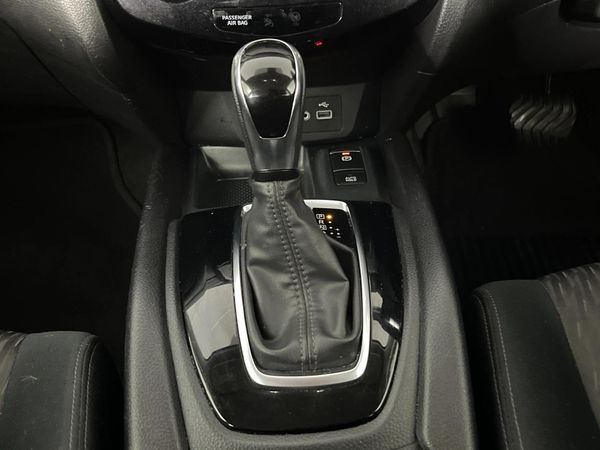2022-Nissan-X-Trail-25-Acenta-4x4-Auto image:10