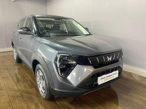 2025-Mahindra-XUV-3XO-12T-MX2-Auto image:1