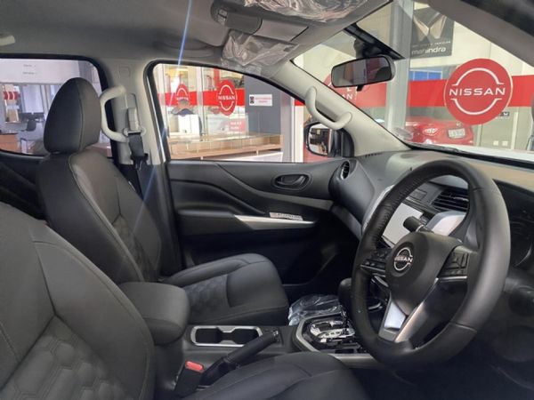 2026-Nissan-Navara-25DDTi-Stealth-4x4-Auto image:5