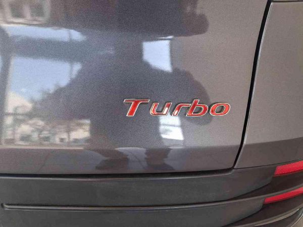2024-Hyundai-Venue-10-TGDI-Fluid image:18