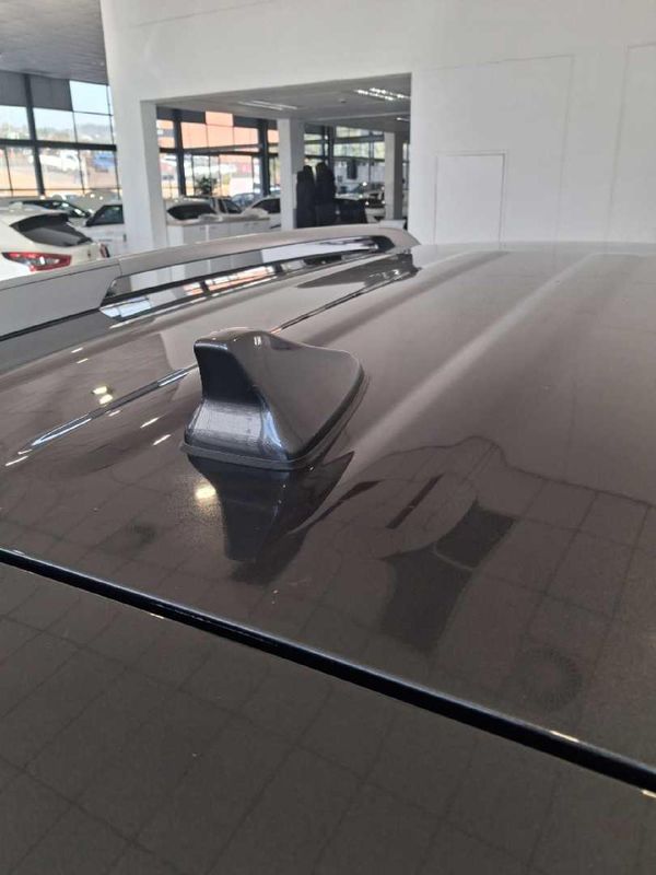 2024-Hyundai-Venue-10-TGDI-Fluid image:5
