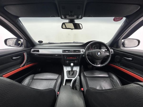 2011-BMW-3-Series-320i-Auto image:10