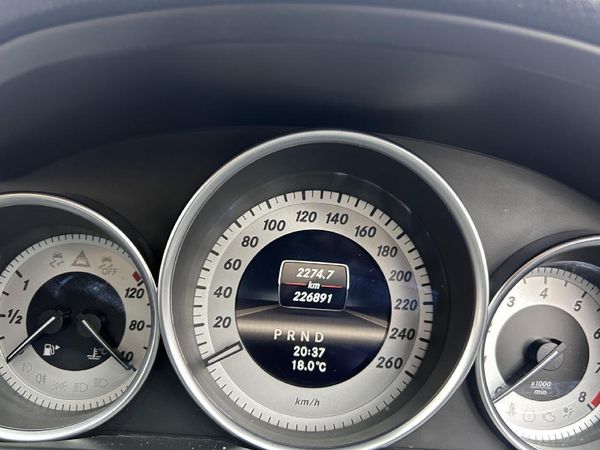 2012-Mercedes-Benz-C-Class-C-180-BE-Coupe-Auto image:9