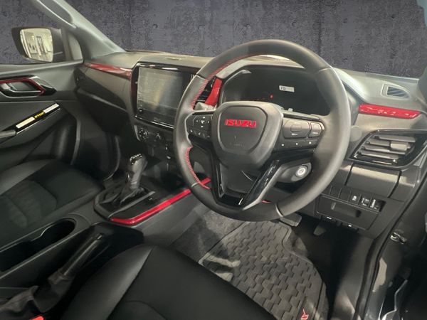 2026-Isuzu-D-Max-19-DDI-HR-X-Rider-Auto-Double-Cab image:12