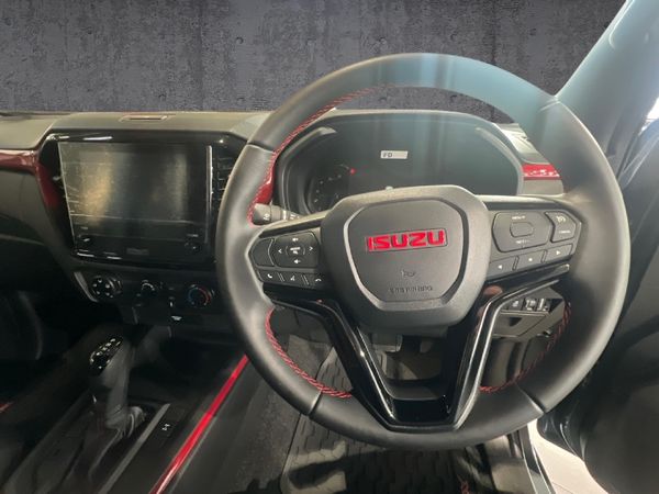 2026-Isuzu-D-Max-19-DDI-HR-X-Rider-Auto-Double-Cab image:13