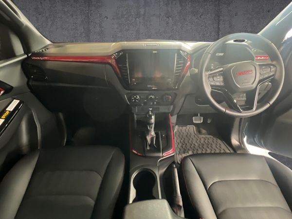 2026-Isuzu-D-Max-19-DDI-HR-X-Rider-Auto-Double-Cab image:17