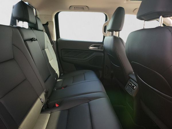 2026-GWM-P-Series-P300-24TD-LTD-4x4-Double-Cab-Auto image:15