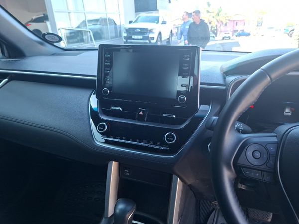 2024-Toyota-Corolla-Cross-18-XR image:18