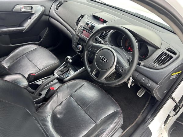 2012-Kia-Cerato-20-Auto image:14