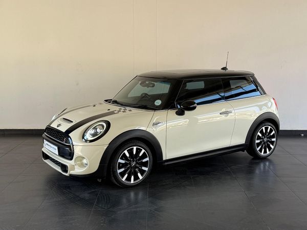 2018-MINI-Hatch-Cooper-S-Auto image:2