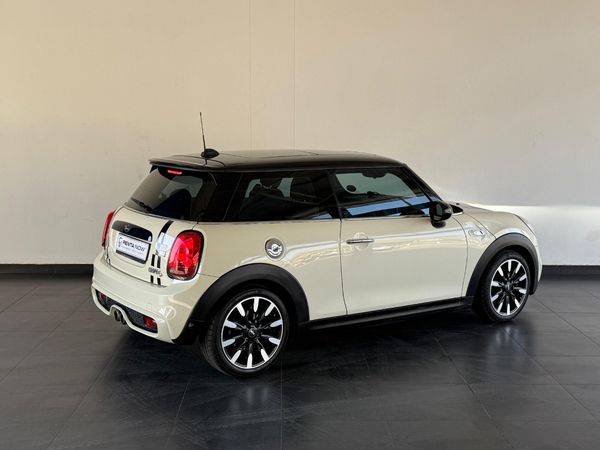 2018-MINI-Hatch-Cooper-S-Auto image:5