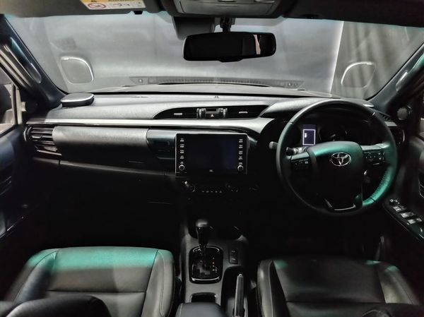 2023-Toyota-Hilux-28-GD-6-Raised-Body-Legend-4x4-Auto-Double-Cab image:7