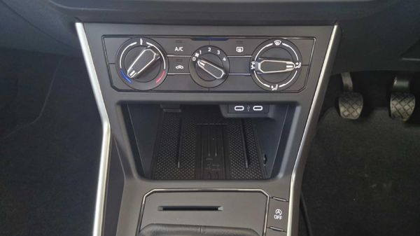 2026-Volkswagen-Polo-10-TSI-Life image:16