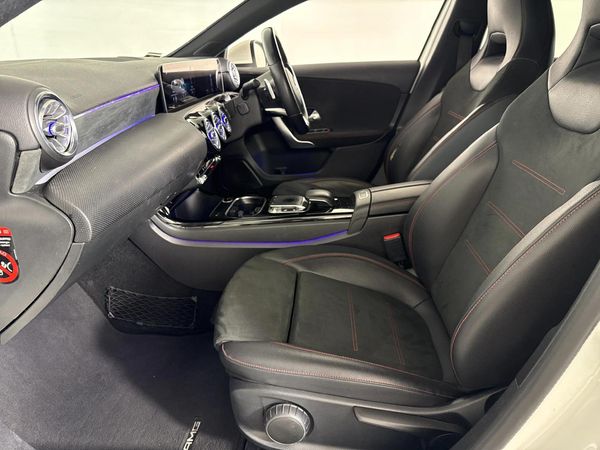 2019-Mercedes-Benz-A-Class-A-200-Auto image:8