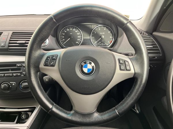 2006-BMW-1-Series-116i-5-dr image:11