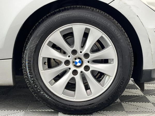 2006-BMW-1-Series-116i-5-dr image:5