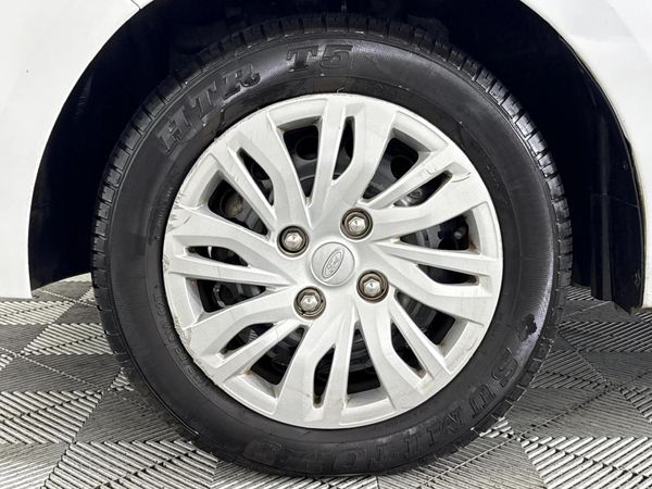 2019-Ford-Figo-15-Ambiente-5-dr image:4
