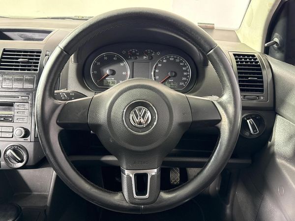 2017-Volkswagen-Polo-Vivo-GP-14-Trendline image:11