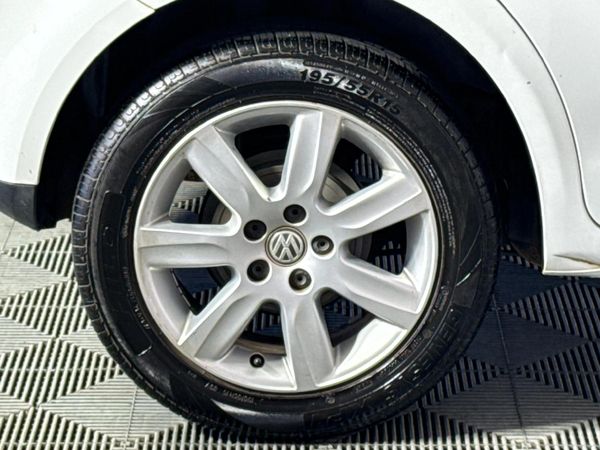 2017-Volkswagen-Polo-Vivo-GP-14-Trendline image:7