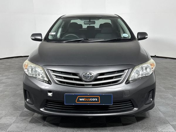 2013-Toyota-Corolla-13-Professional image:14
