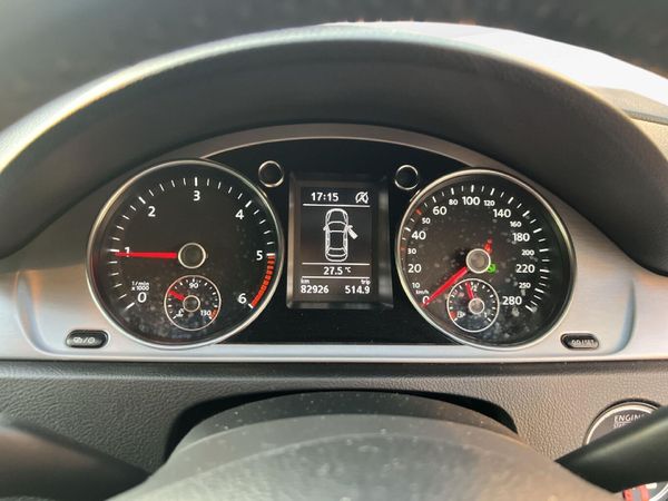 2015-Volkswagen-CC-20-TDI-Bluemotion-Auto image:12