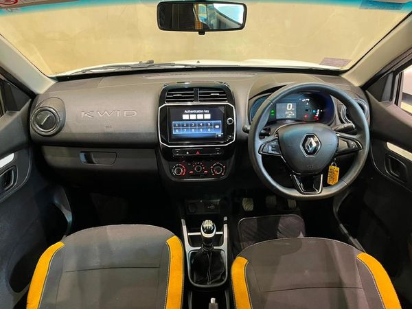 2025-Renault-Kwid-10-Climber image:5