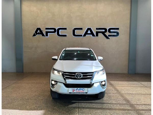 2019-Toyota-Fortuner-24-GD-6-Raised-Body-Auto image:2
