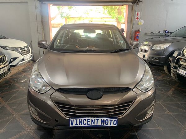 2012-Hyundai-ix35-20-GL-Premium image:1
