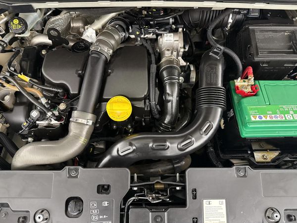 2016-Renault-Captur-15-dCi-Dynamique-5-dr-66kW image:11