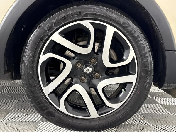 2016-Renault-Captur-15-dCi-Dynamique-5-dr-66kW image:4