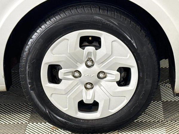 2022-Kia-Picanto-10-Street image:4