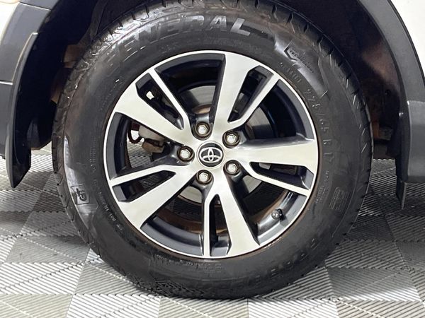 2018-Toyota-RAV4-20-GX image:7